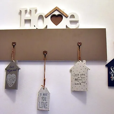 Sweet Story Central Apartment *