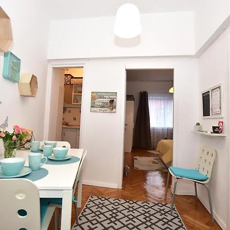 Apartment Sweet Story Central